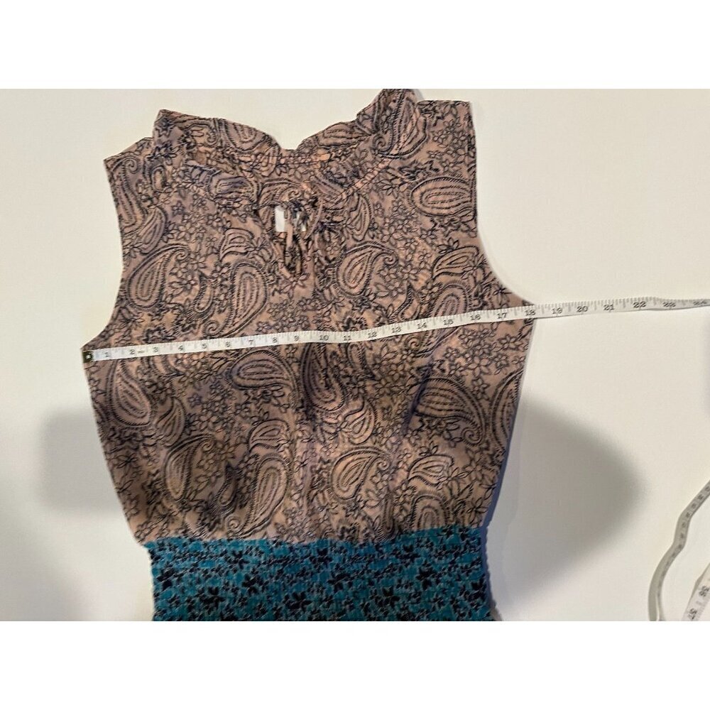Womens Cabi Sleeveless Dani Paisley Tiered smocked waist Dress Sleeveless Size S - Picture 6 of 13